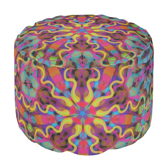 Back to the centre pouf (Angled Back)