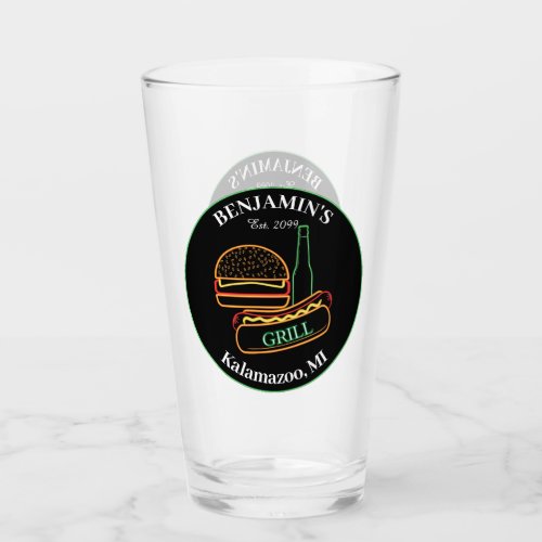  Backyard Grill with Burgers Drinkware Pint Beer Glass