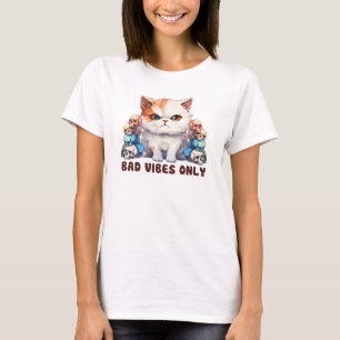 Bad Vibes Only – Fierce Cat & Skulls Gothic Design T-Shirt