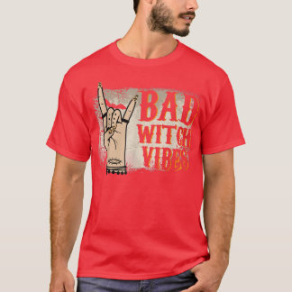Bad Witch Vibes Spooky Witchcrafts Halloween Leopa T-Shirt