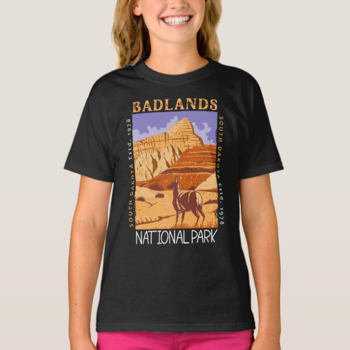 Badlands National Park South Dakota Distressed   T_Shirt