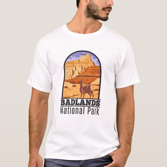 Badlands National Park South Dakota Vintage T-Shirt (Front)