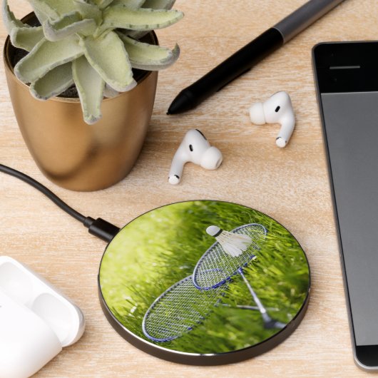 Badminton Set to Go Wireless Charger (Desk 2)