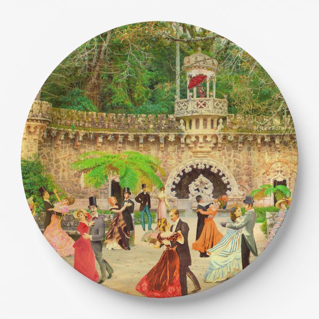  Bailando vals en la Quinta da Regaleira, Portugal Paper Plates (Front)