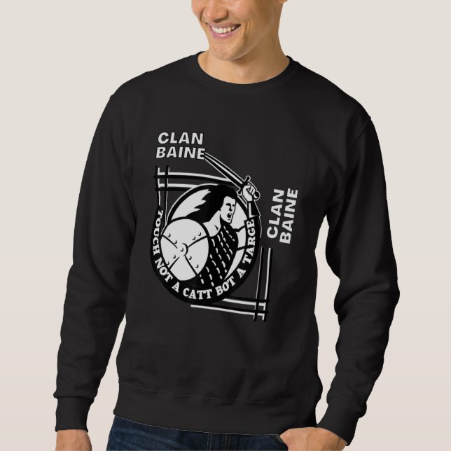 Baine Clan Gaelic Motto Swordsman Sweatshirt (Front)