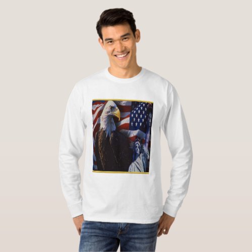 Bald Eagle an Statue of Liberty an American flag T_Shirt