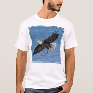 Bald eagle in flight T-Shirt
