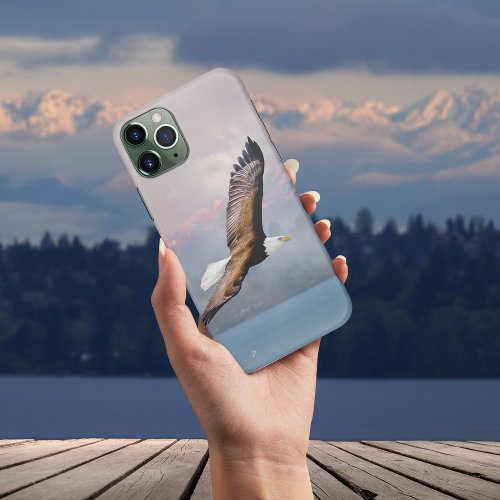 Bald Eagle Soaring Over Olympic Mountains Wildlife iPhone 11 Pro Case