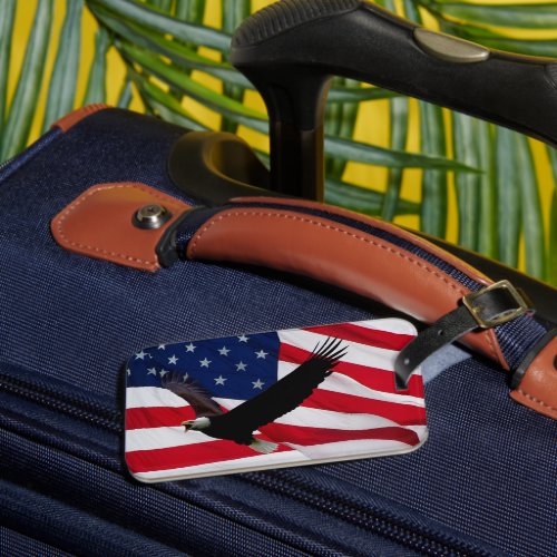 Bald Eagle US Flag on Windy Day Luggage Tag