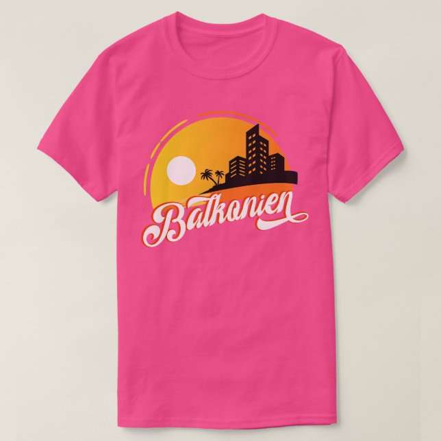 Balkonien Urlaub T-Shirt (Design Front)
