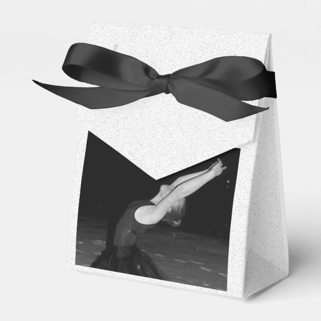 Ballerina in the Snow - Favor Boxes (Front Side)