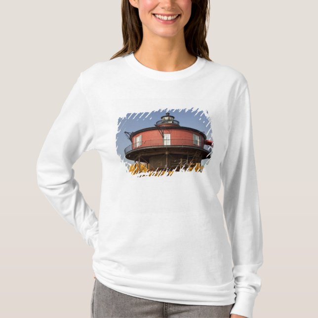 BALTIMORE, MARYLAND. USA. Seven-Foot Knoll T-Shirt (Front)