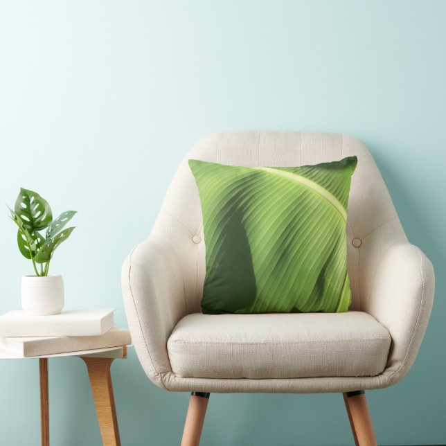 Banana Leaf Throw Pillow (Chair)