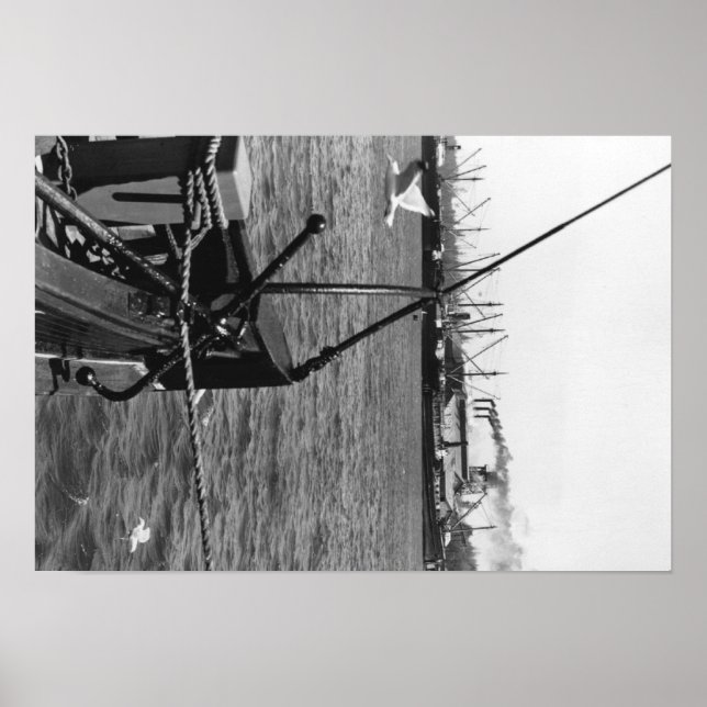 Bandon, Oregon Harbor View and Ships Photograph Poster (Front)