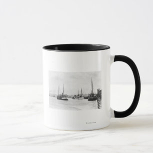 Bandon, Oregon View of Harbor Waterfront Mug