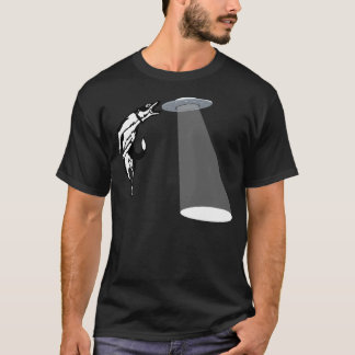 Banksy Style Dog Catching Frisbee (Flying Saucer) T-Shirt