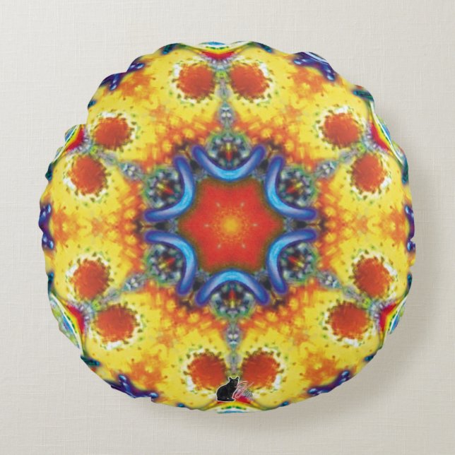 BannaPuddin Kaleidoscope  Round Pillow (Front)