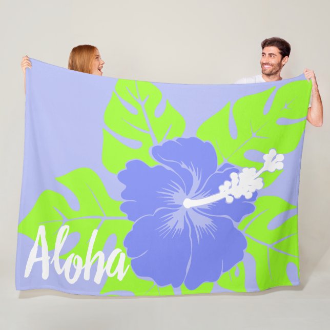 Banzai Beach Hawaiian Hibiscus Floral Aloha - Peri Fleece Blanket (In Situ)