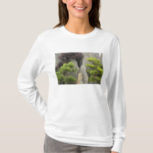 Bao's family garden, Huangshan, China. 2 T-Shirt