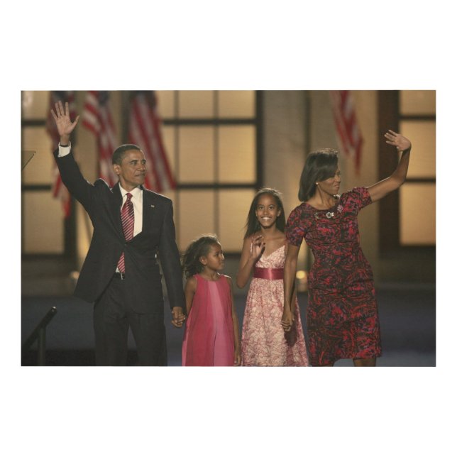Barak Obama family wave Wood Wall Art (Front)