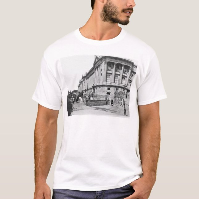 Barricade during the Commune of Paris T-Shirt (Front)