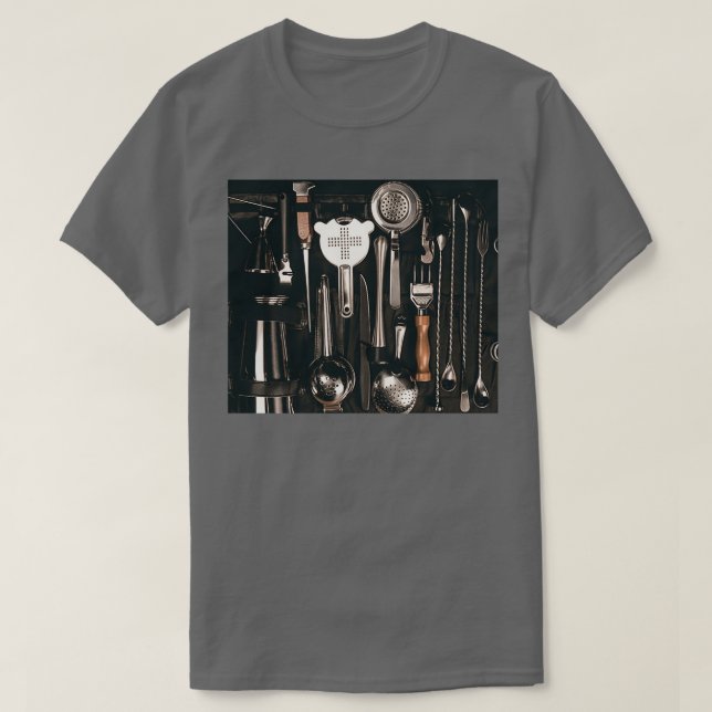BARTENDER TOOL VINTAGE T-Shirt (Design Front)