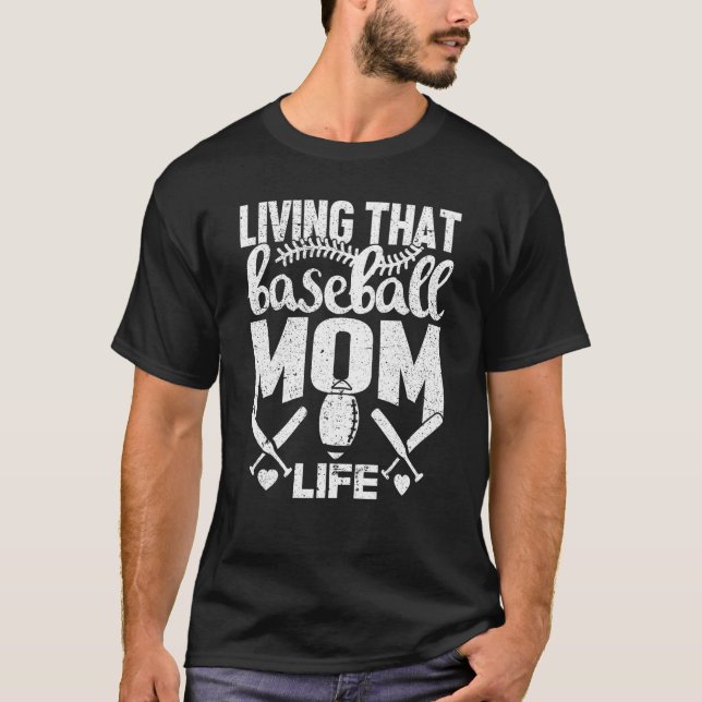 Baseball Mom  Retro Typo Style  Sports Mom Distres T-Shirt (Front)