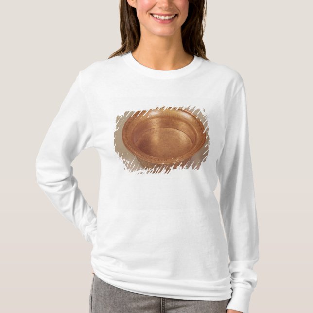 Basin decorated with geometric patterns T-Shirt (Front)
