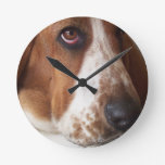 basset-hound-7 round clock