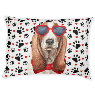 Basset Hound and Hearts with Dog's Name Pet Bed
