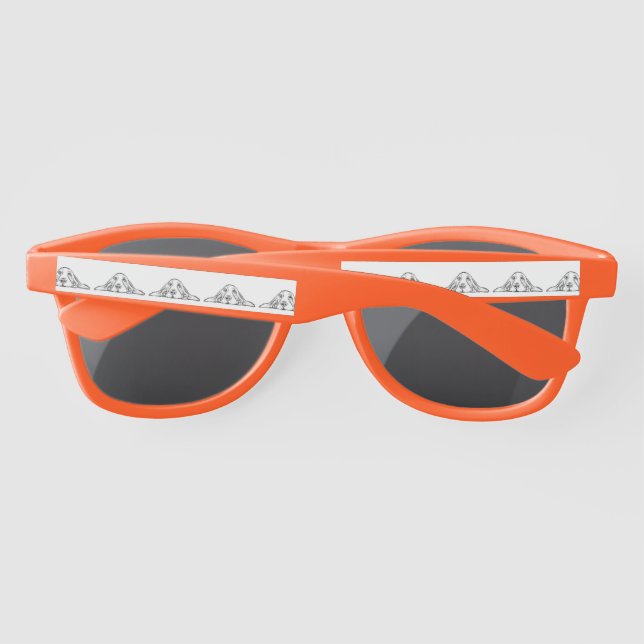 basset hound black white simple puppy dog eyes  sunglasses (Back)