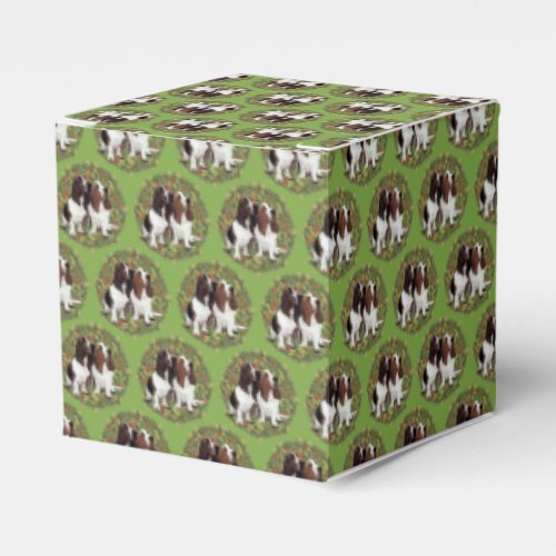 Basset Hound Buddies Dogs _ Wreath Favor Boxes