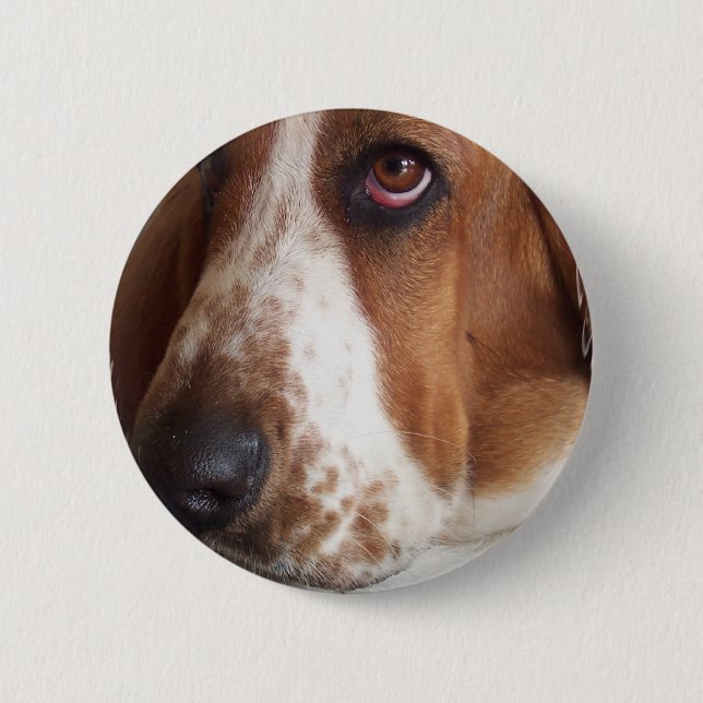 Basset Hound Dog Round Pin (Front)