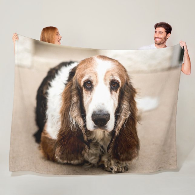 BASSET HOUND FLEECE BLANKET (In Situ)