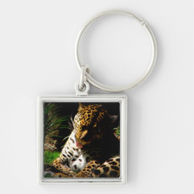 Bathing Leopard Keychain (Front)