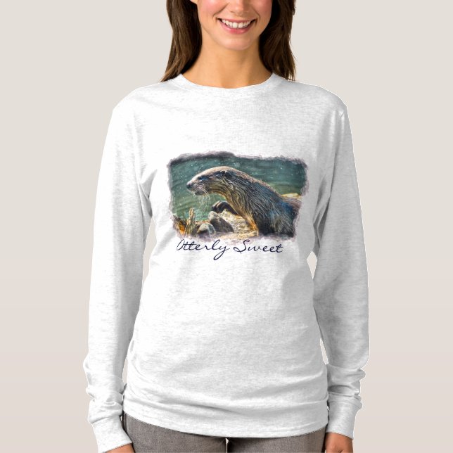 Bathing River Otter Wildlife Art T-Shirt (Front)