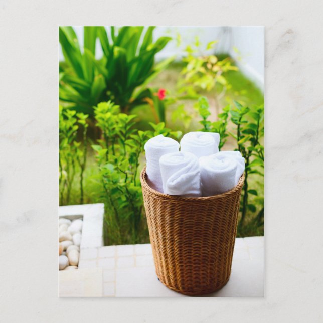 Bathroom details postcard (Front)