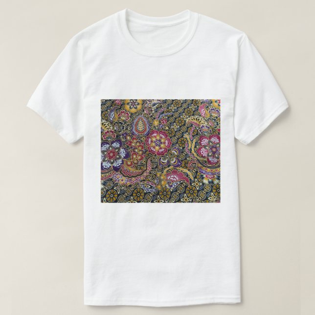 Batik Cambodian Sarong      T-Shirt (Design Front)