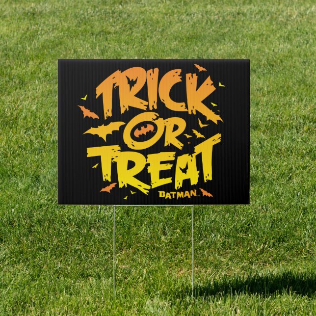Batman | Trick or Treat Sign (Insitu)
