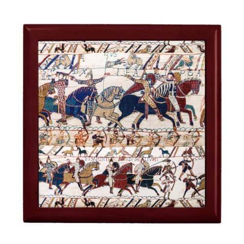BAYEUX TAPESTRY 1066 NORMAN KNIGHTS AND ARCHERS GIFT BOX
