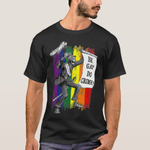 Be Gay Do Crime Skeleton LGBT Pride Rainbow Flag Q T-Shirt