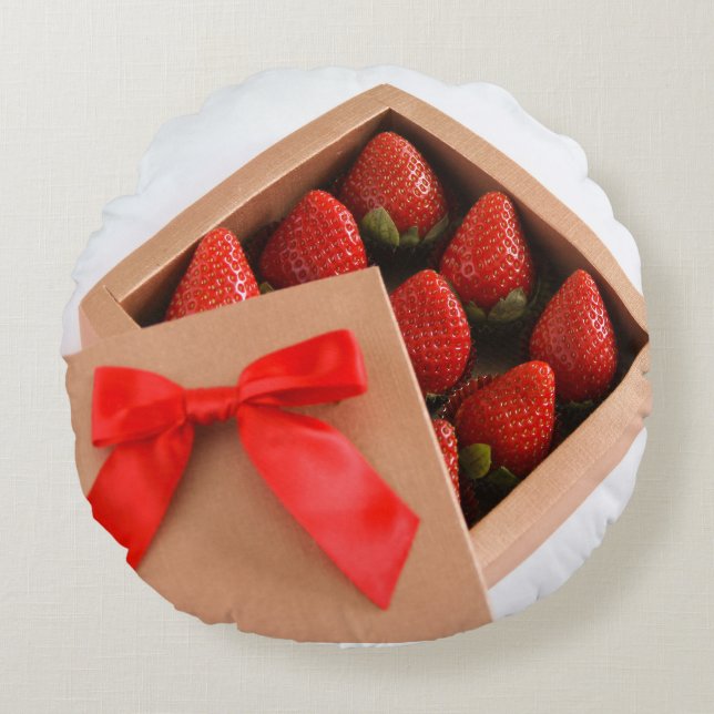 Be my Valentine red bow Strawberries gold box Round Pillow (Front)