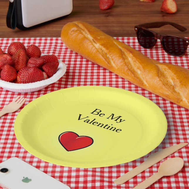 Be my valentine red heart on yellow paper plates (Picnic)