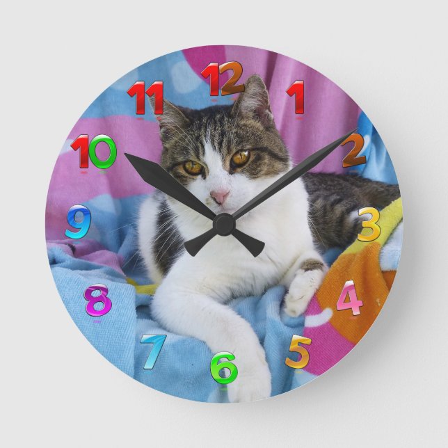 Beach Blanket Cutie Round Clock (Front)
