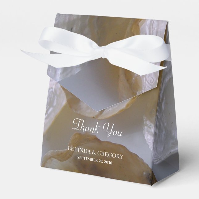 Beach Clams Wedding Favor Boxes (Front Side)