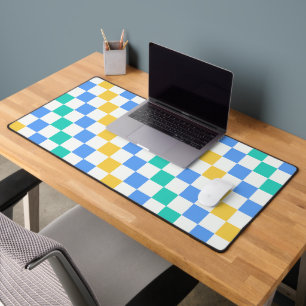 Beach day diagonal checkerboard pattern desk mat