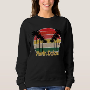 Beach Lover Retro North Dakota Summer Grunge Sweatshirt