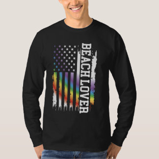 Beach Lover United States Distressed Rainbow w US  T-Shirt