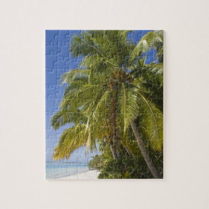 Beach on One Foot island, Aitutaki, Cook Islands Jigsaw Puzzle