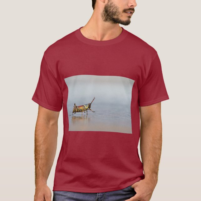 Beach – Relaxing Ocean Vibes Summer Tee (Front)